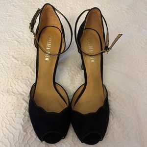 Chelsea Crew Scalloped Open-toe Heels